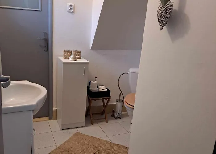 Appartamento Cozy Town Center Retreat Komárno